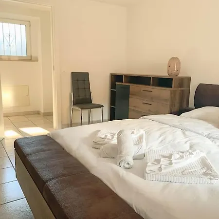 Magoria, Nel Cuore Della Citta Vecchia Di Локарно