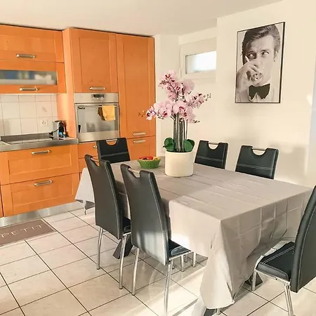 Magoria, Nel Cuore Della Citta Vecchia Di * Локарно